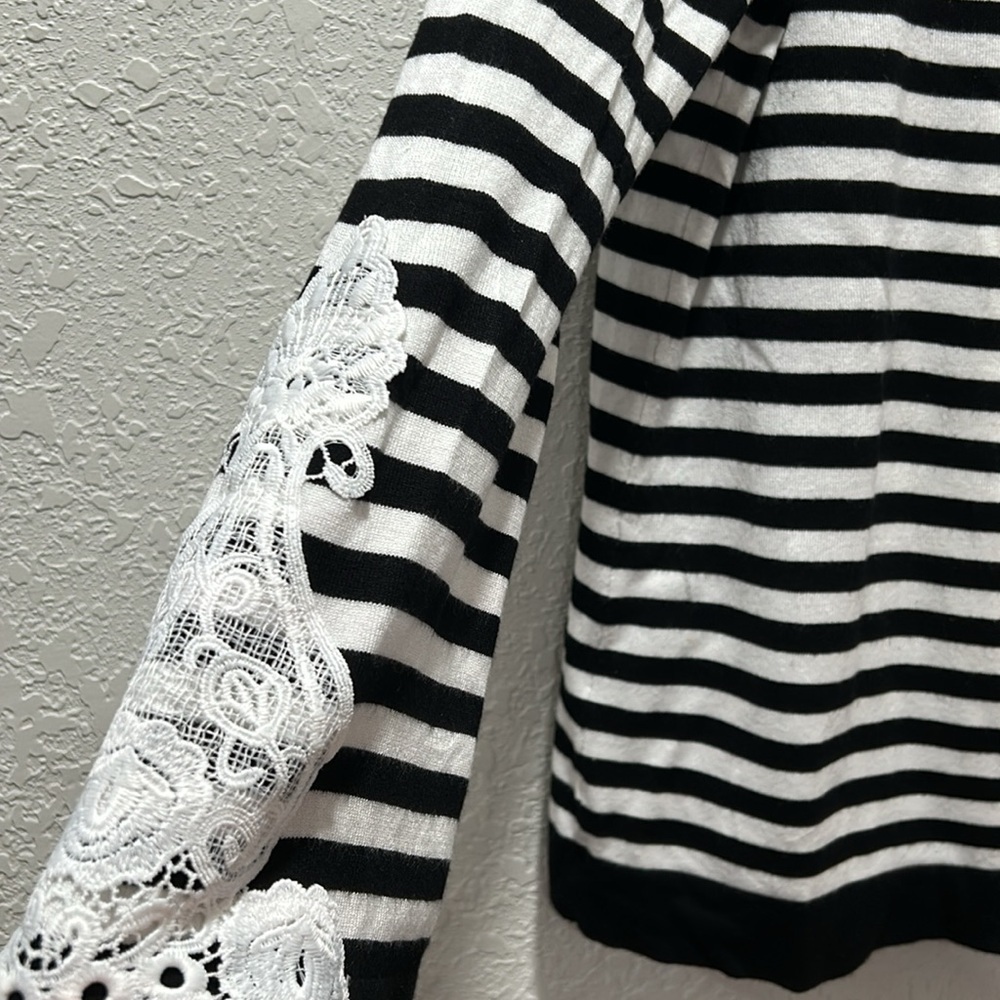 🌺roz & Ali women’s tops black and white size XL GUC - Picture 4 of 7